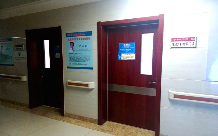 廚房安裝玻璃門(mén)選擇磨砂還是透明的好